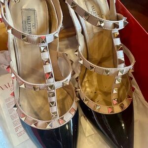 Valentino Garavani Patent Rockstud Caged Pump Size 41 Women’s